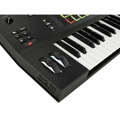 Синтезатор Akai MPC Key 61 - LaNota - интернет-магазин музыкальных