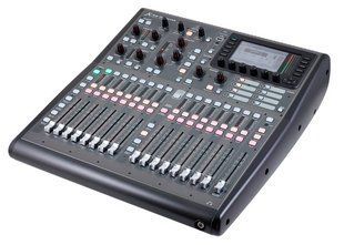 Мікшерний пульт Behringer X32 Producer