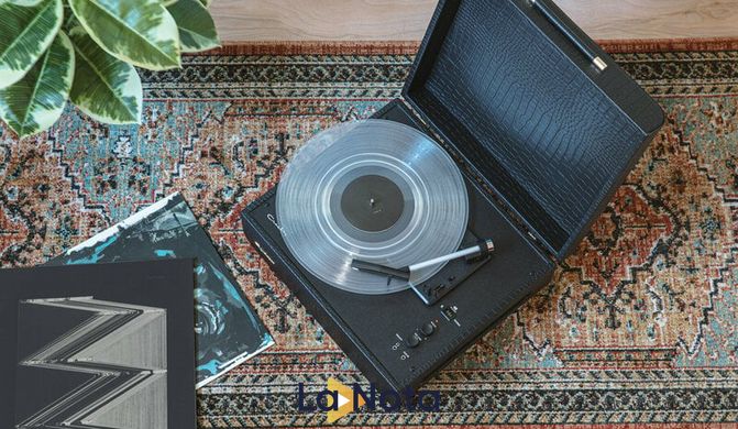 Проигрыватель виниловых дисков Crosley Mercury Black