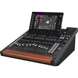 Микшерный пульт Behringer WING Compact