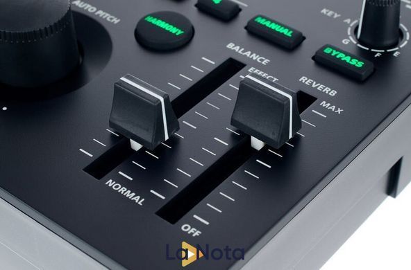 Вокальный процессор Roland VT-4