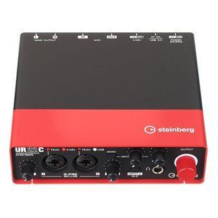 USB аудиоинтерфейс Steinberg UR22C Red