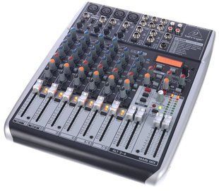 Мікшерний пульт Behringer QX1204USB