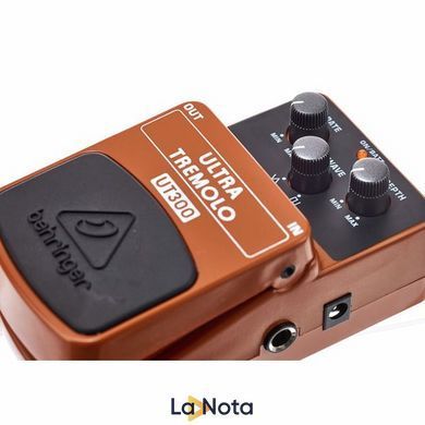 Гітарна педаль Behringer UT300