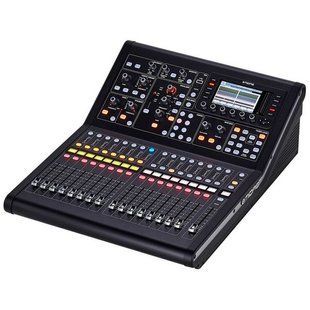 Мікшерний пульт Midas M32R Live