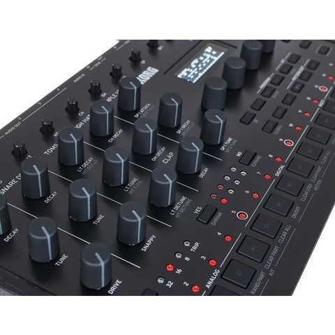 Драм машина Korg Drumlogue купить в интернет-магазине LaNota