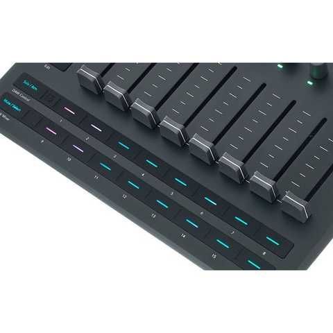 MIDI-контроллер Novation Launch Control XL 3 купить в интернет