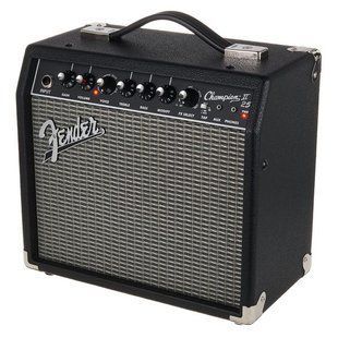 Комбопідсилювач Fender Champion II 25