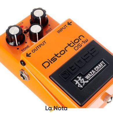 Гитарная педаль Boss DS-1w Distortion