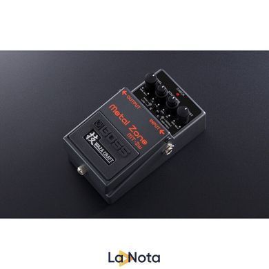 Гитарная педаль Boss MT2W Distortion