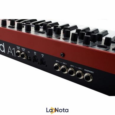 Аналоговый синтезатор Clavia Nord Lead A1