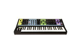Синтезатор Moog Matriarch, Чорний