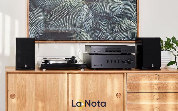 CD-програвач Yamaha CD-S303 Black