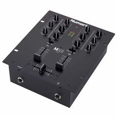 DJ микшерный пульт Numark M101 USB BlackDJ Mixer
