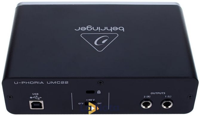 USB аудіоінтерфейс Behringer UMC22