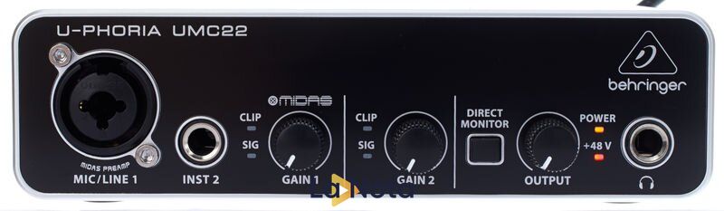 USB аудиоинтерфейс Behringer UMC22