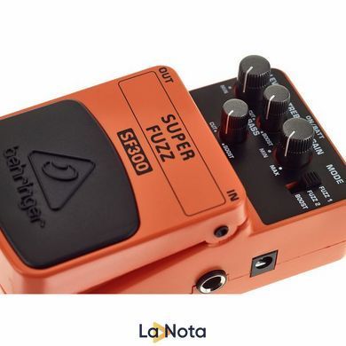 Гітарна педаль Behringer SF300 Super Fuzz