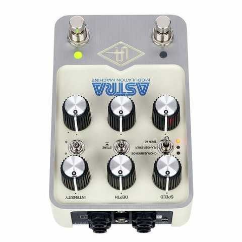 Universal Audio UAFX Astra Modulationペダル Гитарная педаль Universal Audio Astra Modulation Machine купить в